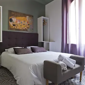 Le 126 Hotel